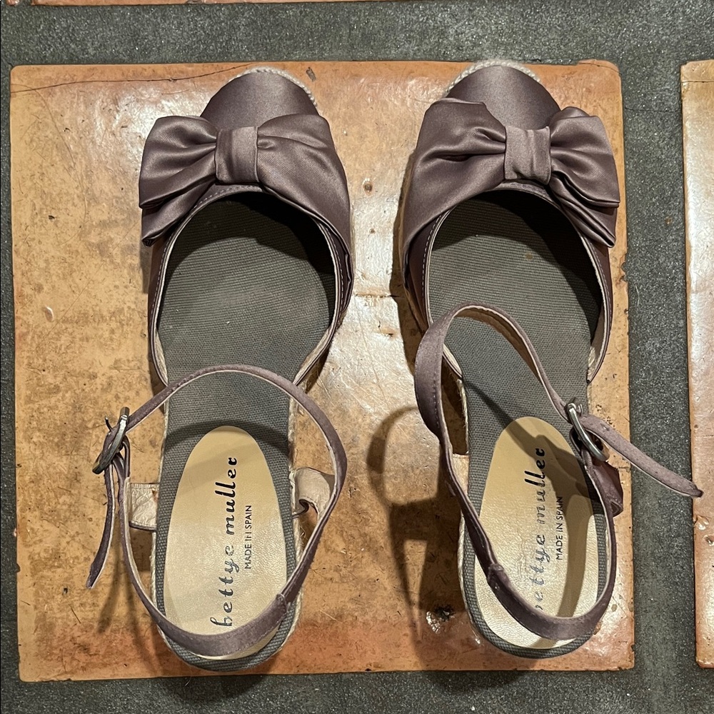 Bettye Muller Brown Espadrille Sandals